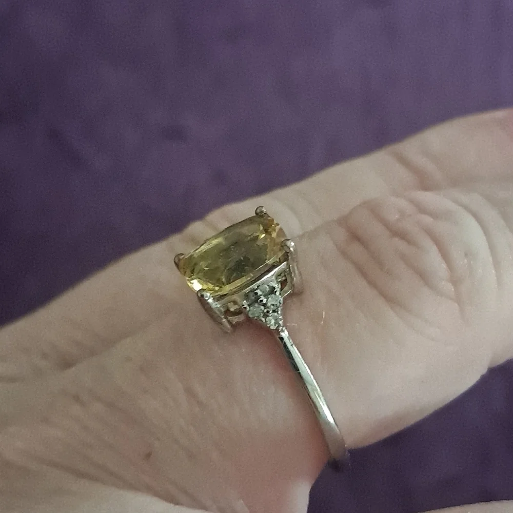 Natural Golden Apatite & Natural Diamond Ring.